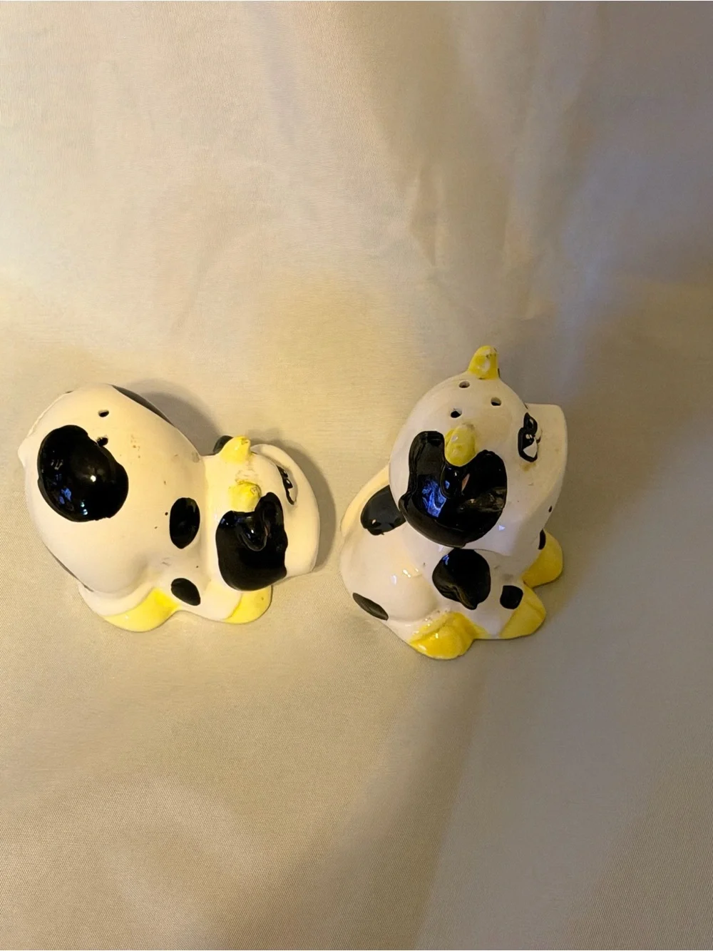 Cow Salt & Pepper Shakers Set Farmhouse Kitchen Decor Black White Yellow